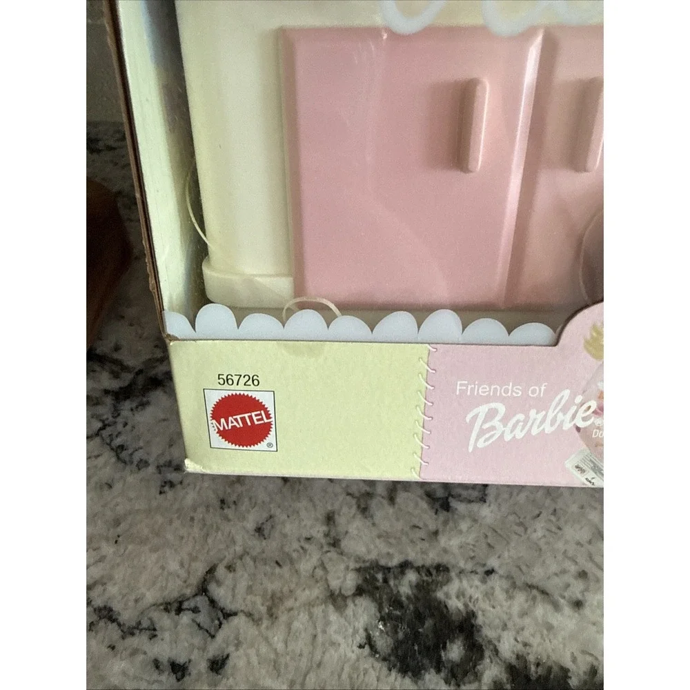 Mattel nib barbie